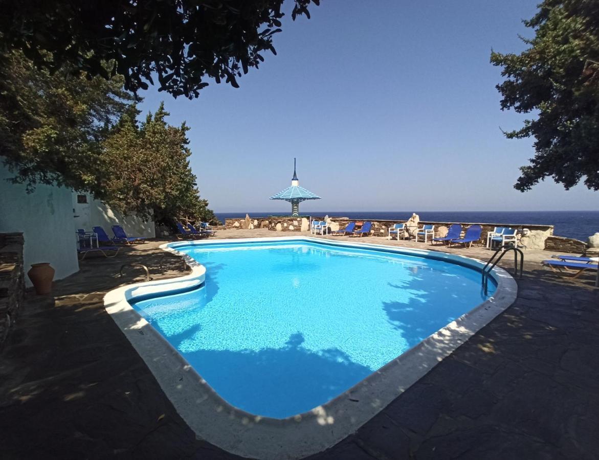 Daidalos Hotel Armenistis  Exterior photo
