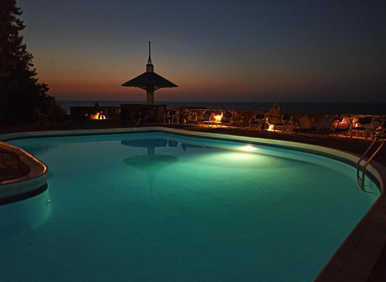 Daidalos Hotel Armenistis  Exterior photo