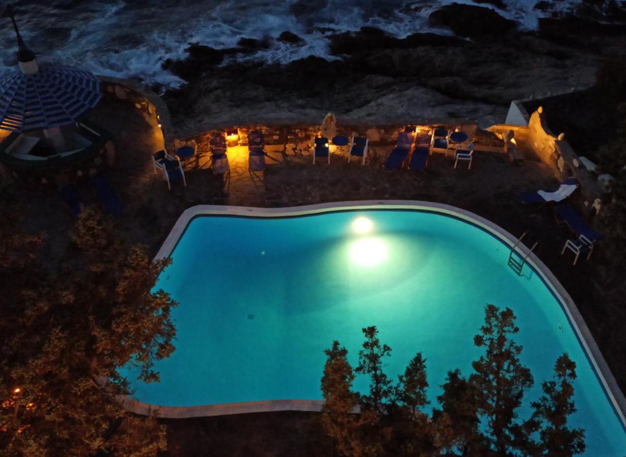 Daidalos Hotel Armenistis  Exterior photo